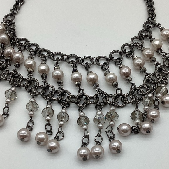 783. Pink Pearl Crystal Silver Dangling Goth Necklace EUC - Picture 3 of 4